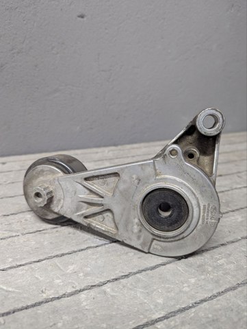 HYUNDAI 252812E000 Натяжной ролик в наличии Тернополь