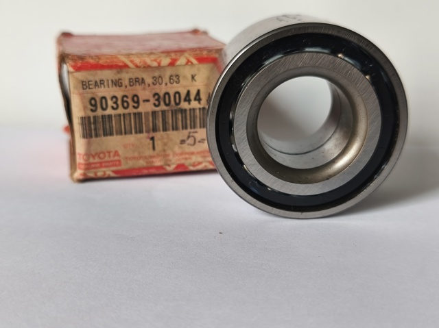 Подшипник ступицы задней Toyota Camry II