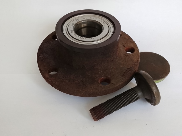 Ступица заднего колеса Volkswagen Golf PLUS 6