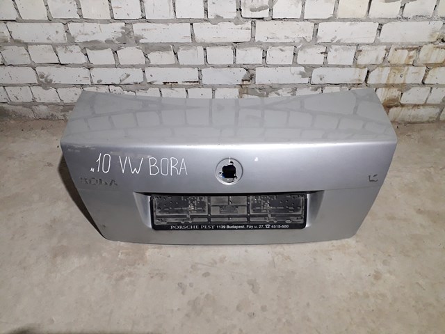 VAG 1J5827025P Крышка багажника в наличии Каменское