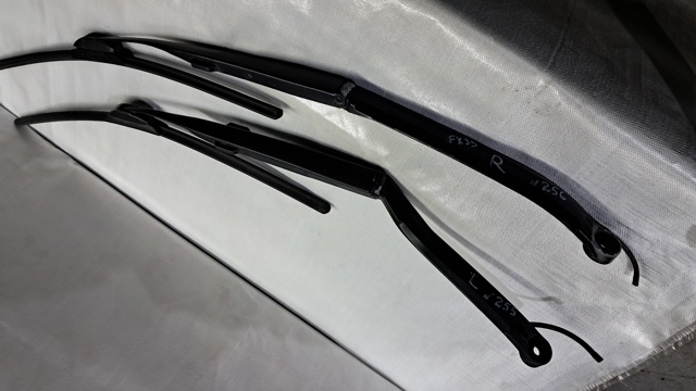 28881CG005 NISSAN Поводок стеклоочистителя купить в Павлоград