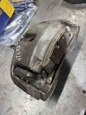 BMW 34116786818 Суппорт тормозной передний правый в наличии Хмельницкий