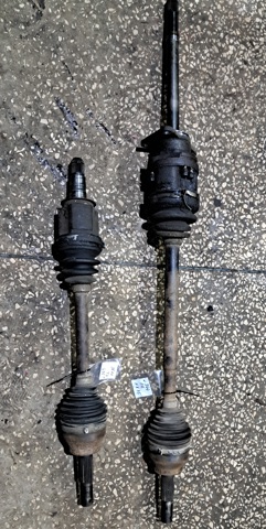 Полуось передняя, правая 39100CG000 NISSAN