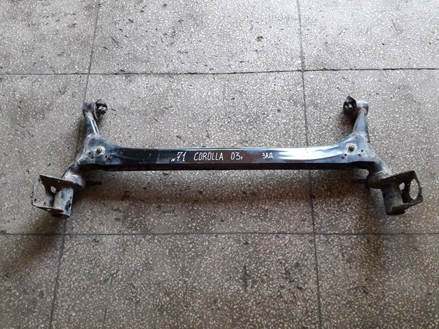 Балка задняя 4210132040 TOYOTA