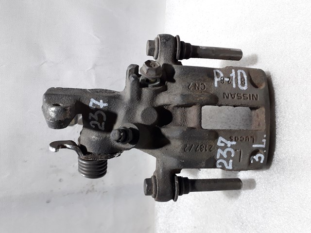 Суппорт тормозной левый задний 440113F010 NISSAN