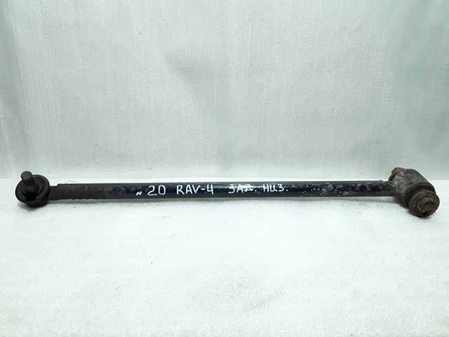 Балансир задний нижний, правый 4872042010 TOYOTA