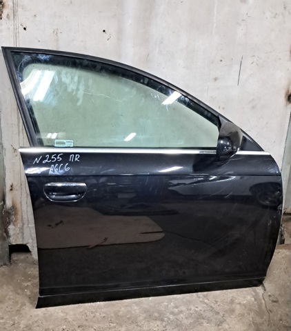 Пассажирская передняя дверь 4F0831052F VAG