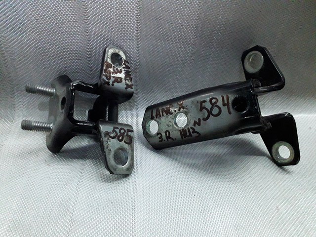 MITSUBISHI 5732A008 Петля двери задней правой в наличии Кривой Рог