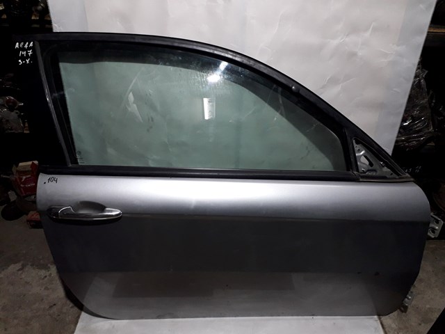 Дверь передняя правая Alfa Romeo 147 937