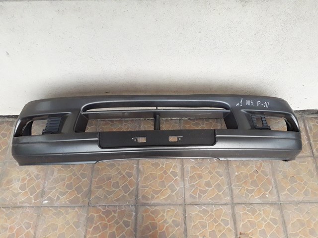 Буфер (бампер) передний 6202260J00 NISSAN