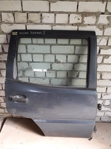 821007F630 NISSAN Дверь задняя правая купить в Днепр