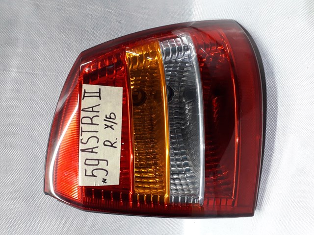 Правый стоп-сигнал 9117403 OPEL