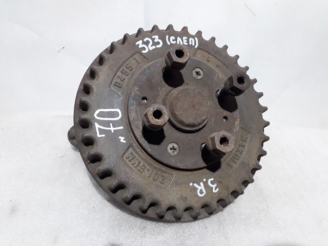 Ступицы задних колес B6032615XB MAZDA