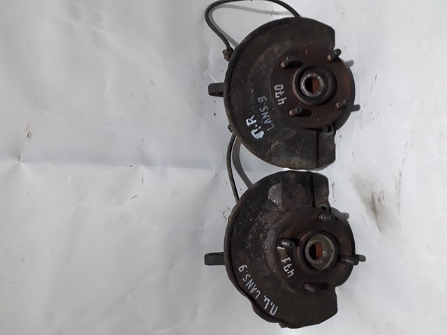 MR491321 MITSUBISHI Цапфа (поворотный кулак) передний левый купить в Харьков