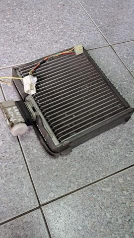Радиатор испарителя кондиционера MR958417 MITSUBISHI