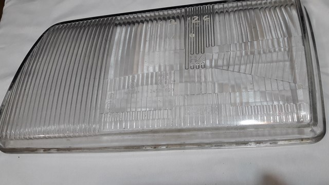 1305620451 BOSCH Стекло фары левой купить в Каменское
