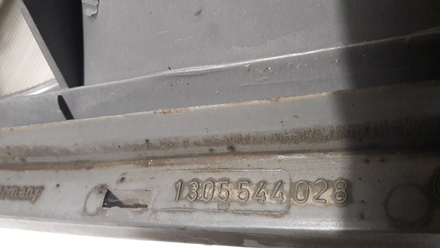 Стекло правого фонаря 1305621905 BOSCH