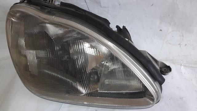 2208200261 MERCEDES Фара правая купить в Чернигов