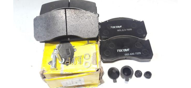 Колодки передние 2914812 TEXTAR