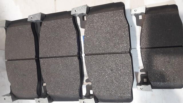 Передние тормозные колодки A0004205700DB MARKET (OEM)
