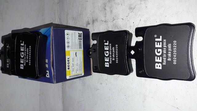 Колодки на тормоз задний дисковый A0024205220 BEGEL