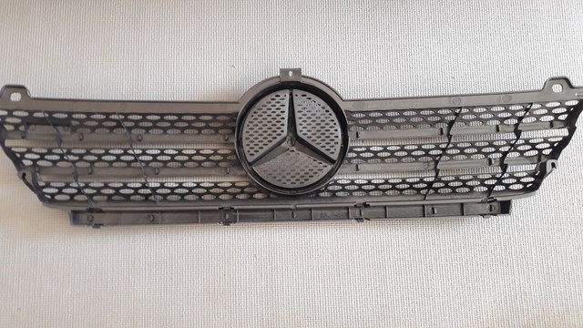 BEGEL BG88033 Решетка радиатора в наличии Киев