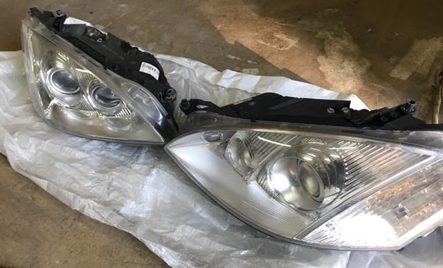 MERCEDES A2218207661 Фара правая в наличии Запорожье