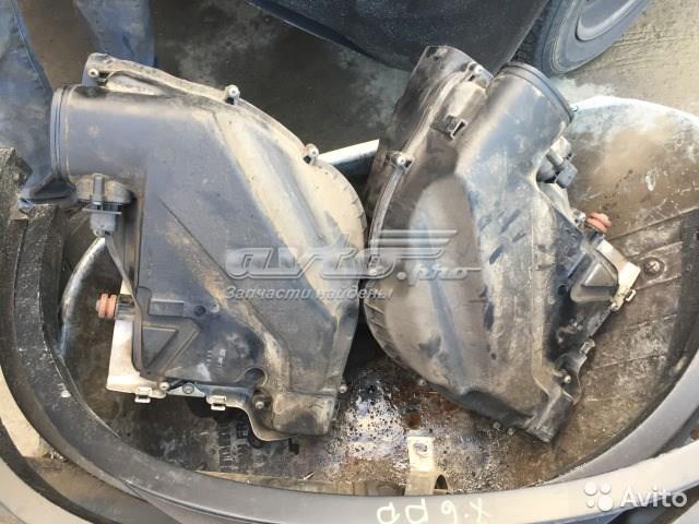 Корпус воздушного фильтра, правый 13717577448 BMW