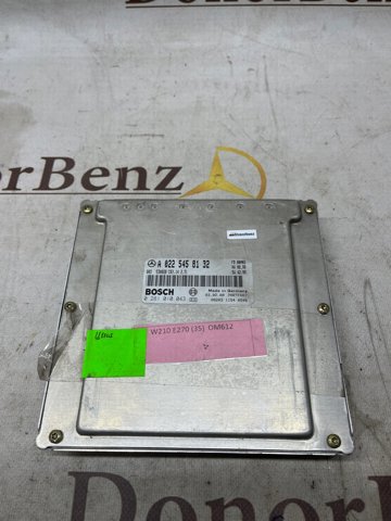 Компьютер двигателя A0225458132 MERCEDES
