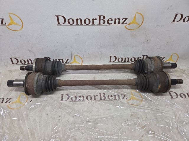 Полуось задняя A2033502610 MERCEDES