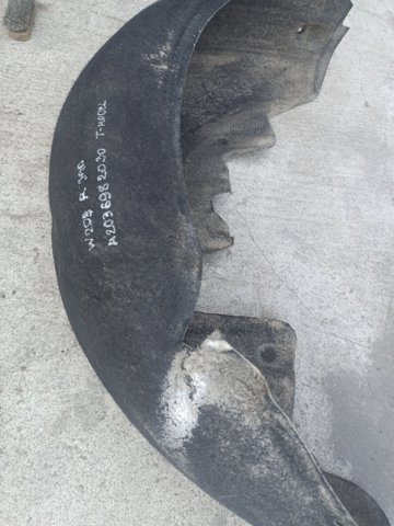 Подкрылок задний правый A2036982030 MERCEDES