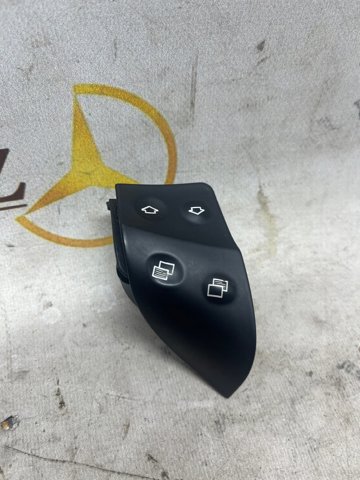 Левый подрулевой переключатель A2038211079 MERCEDES
