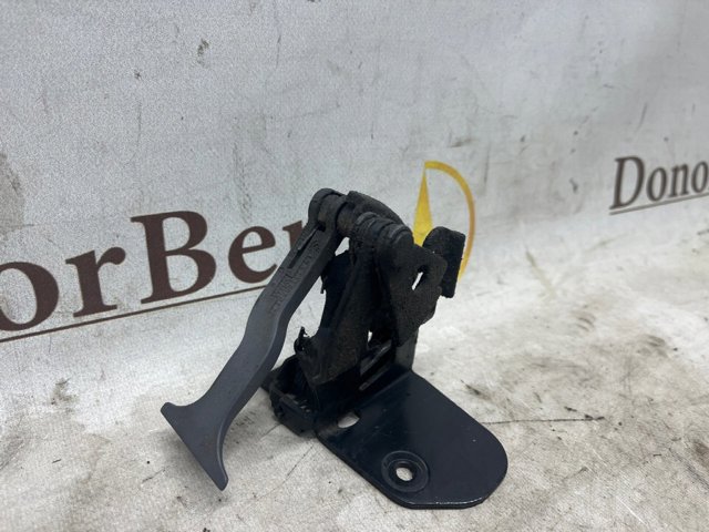 Навеска и упор капота A2038800264 MERCEDES