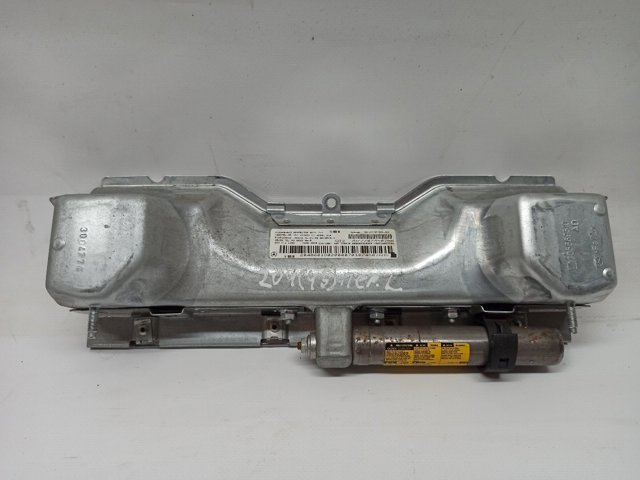 Эйрбэг защиты коленей нижняя A2048601902 MERCEDES