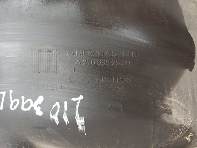 Подкрылок заднего крыла, левый A2106982530 MERCEDES