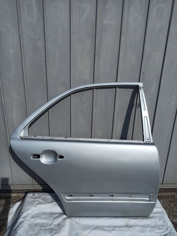 Дверь пассажирская задняя правая A2107302405 MERCEDES