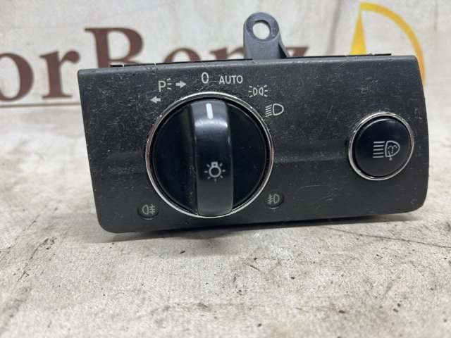 MERCEDES A2115450104 Переключатель света фар на "торпедо" в наличии Ужгород