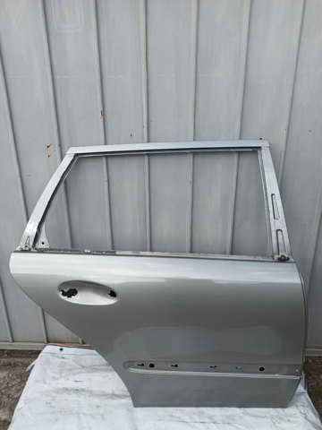 Задняя правая дверь A2117300405 MERCEDES