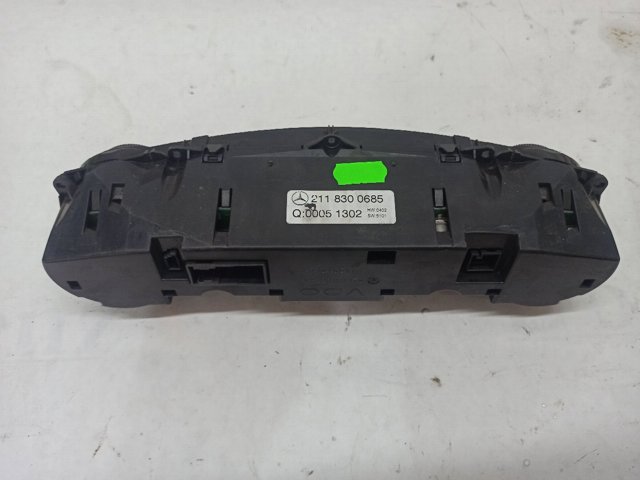 Блок управления печкой A2118300685 MERCEDES