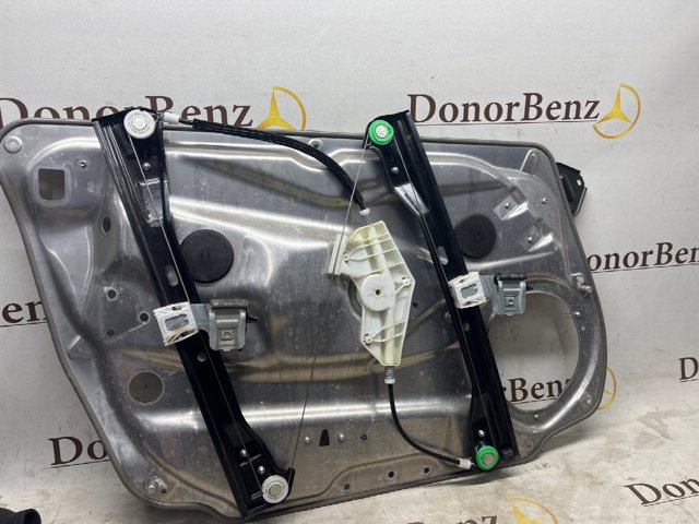 Механизм стеклоподъемника двери передней, правой A2127201679 MERCEDES