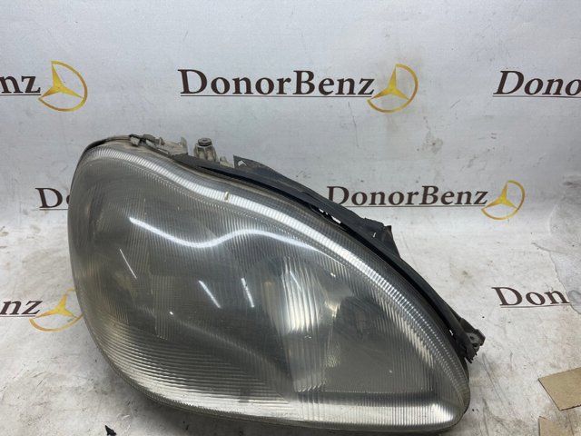 Правая блок фара A2208200261 MERCEDES