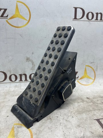 Педали газа A2223001100 MERCEDES