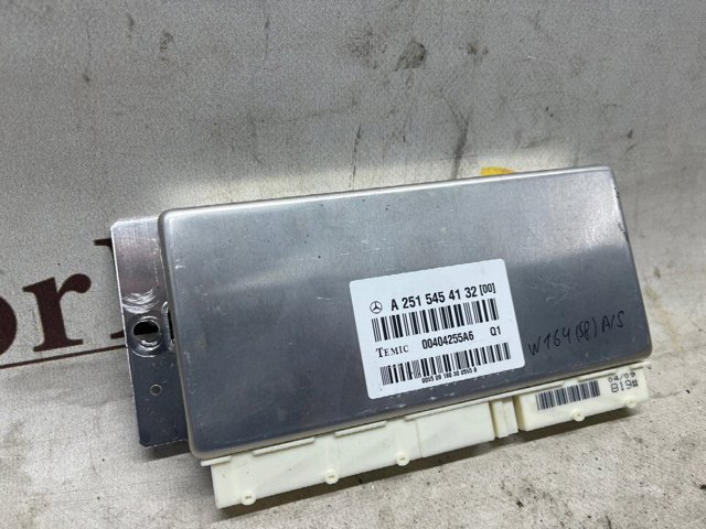 Блок управления пневмоподвеской A2515454132 MERCEDES