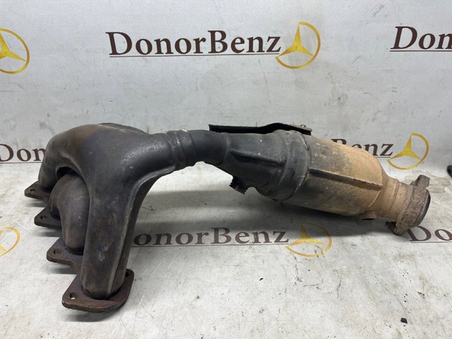 Коллектор выпускной, правый A2711402709 MERCEDES