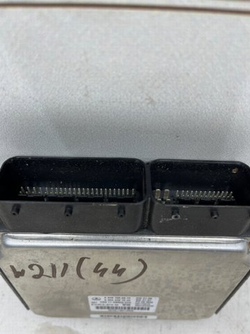 Компьютер двигателя A6461505572 MERCEDES