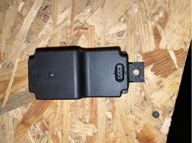 MERCEDES 2059053414 Преобразователь напряжения, универсальный в наличии Чернигов