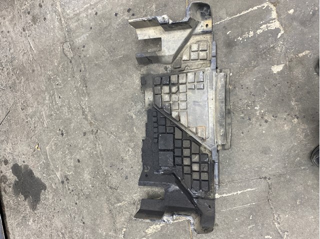 MERCEDES A1635200023 Защита двигателя передняя в наличии Павлоград