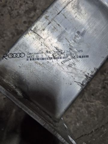 VAG 8W0807134A Кронштейн усилителя переднего бампера в наличии Чернигов