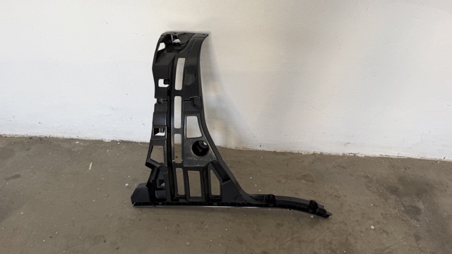 Крепление бамера правое A2228800612 MERCEDES