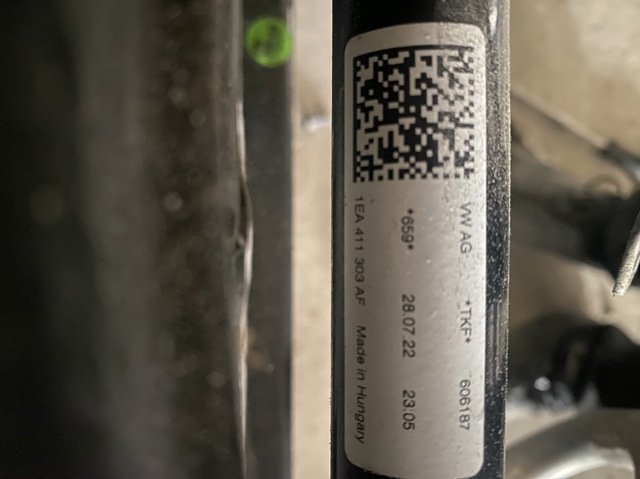 Стабилизатор поперечной устойчивости передний 1EA411303AF VAG